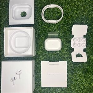 Apple AirPods Pro with Charging Case